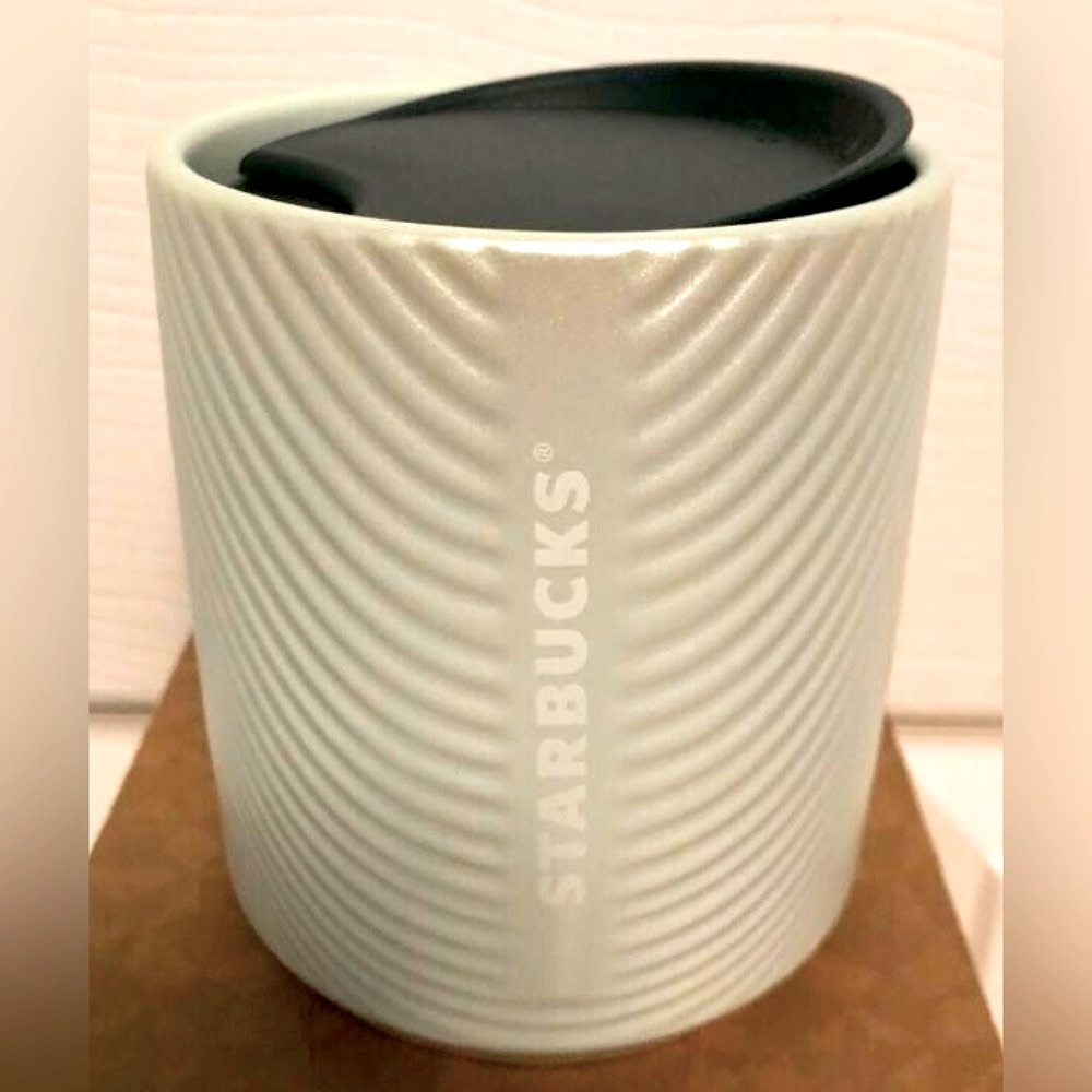 Starbucks Mint Pearlescent Short Ceramic Cup Green Ribbed Tumbler 8oz NWT 2023